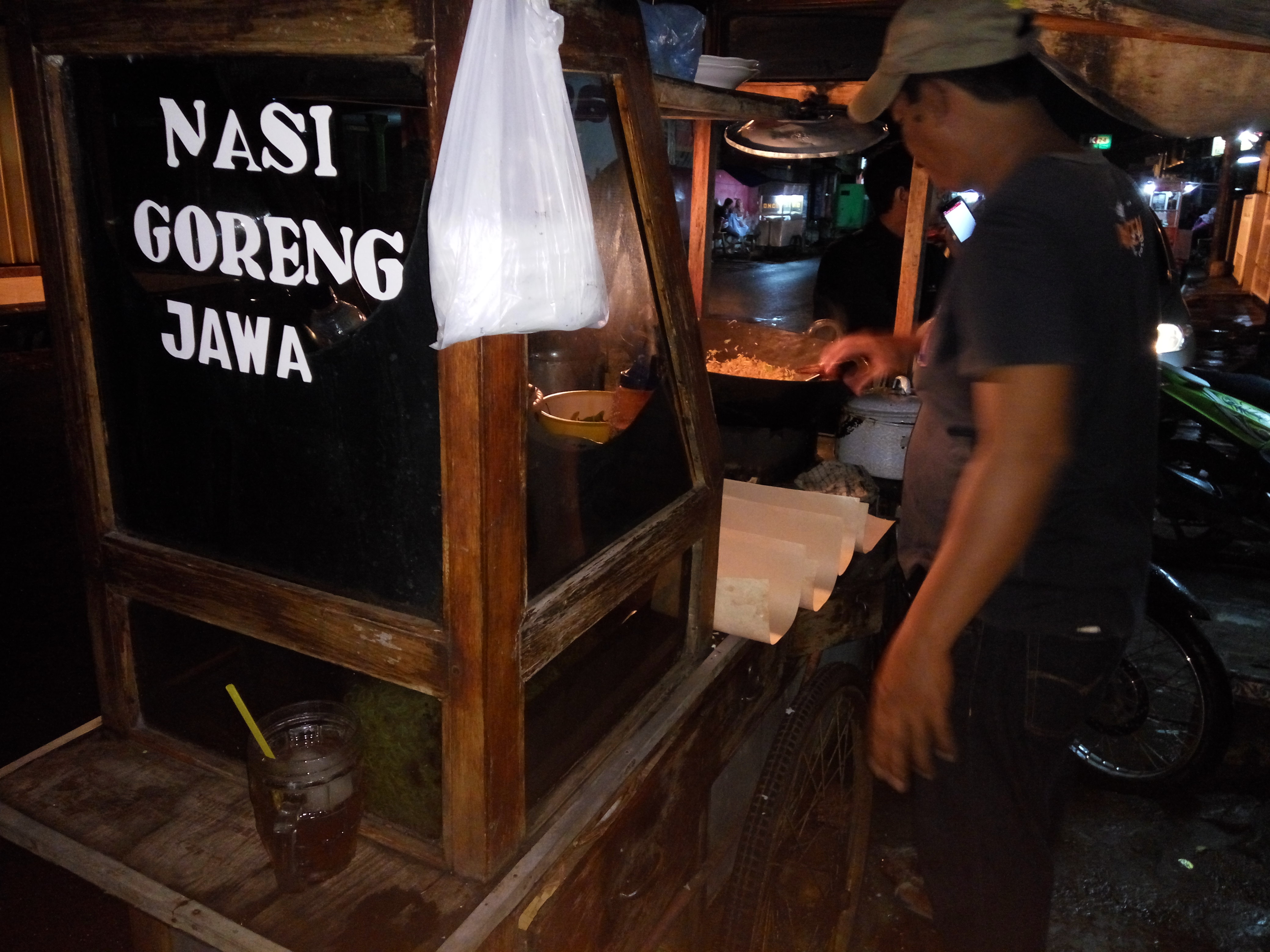 Nasi Goreng Jawa Kutisari Depan Warung Ivan