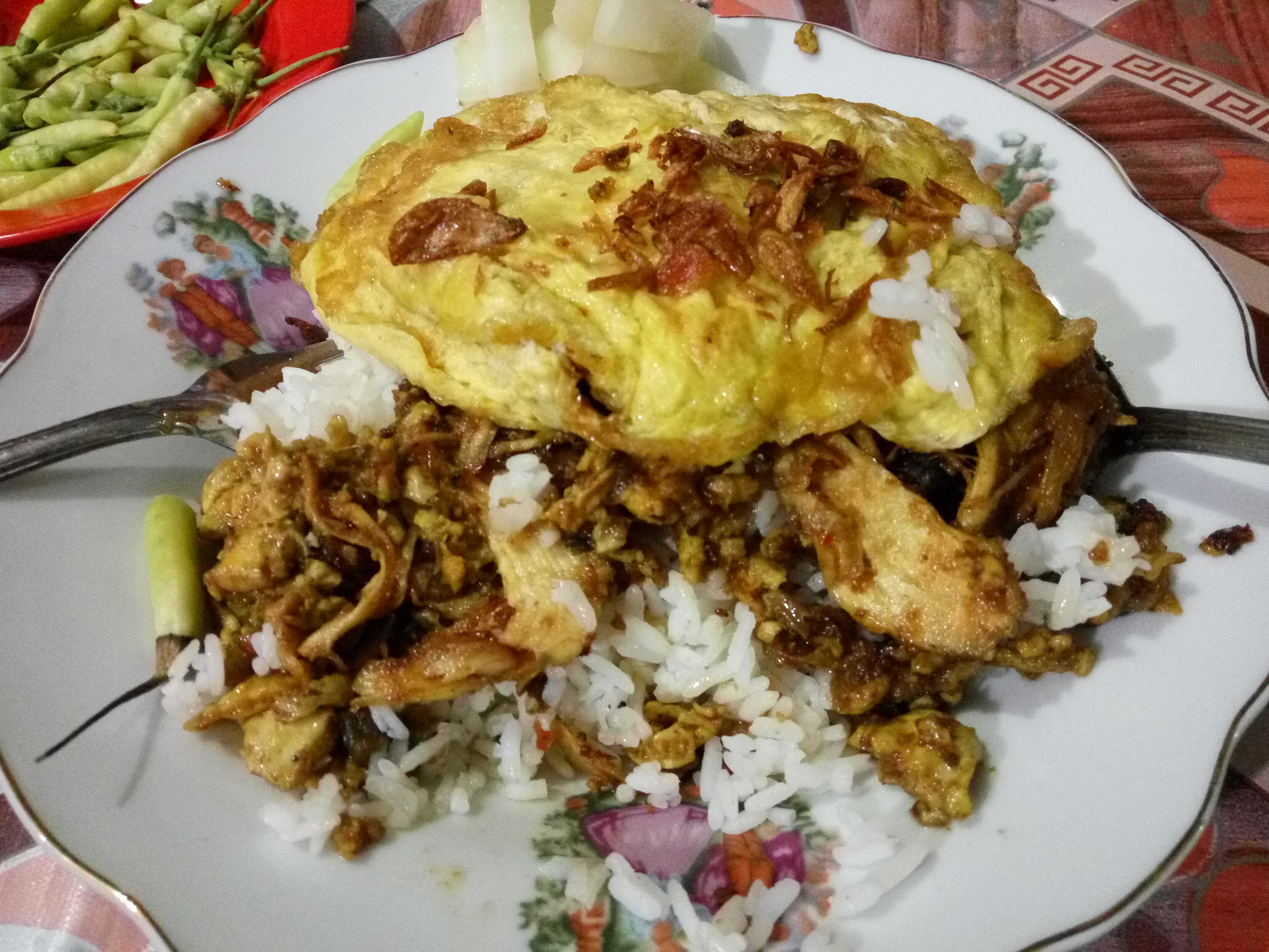 Nasi Krengsengan Ayam pak Sahir Kapasan