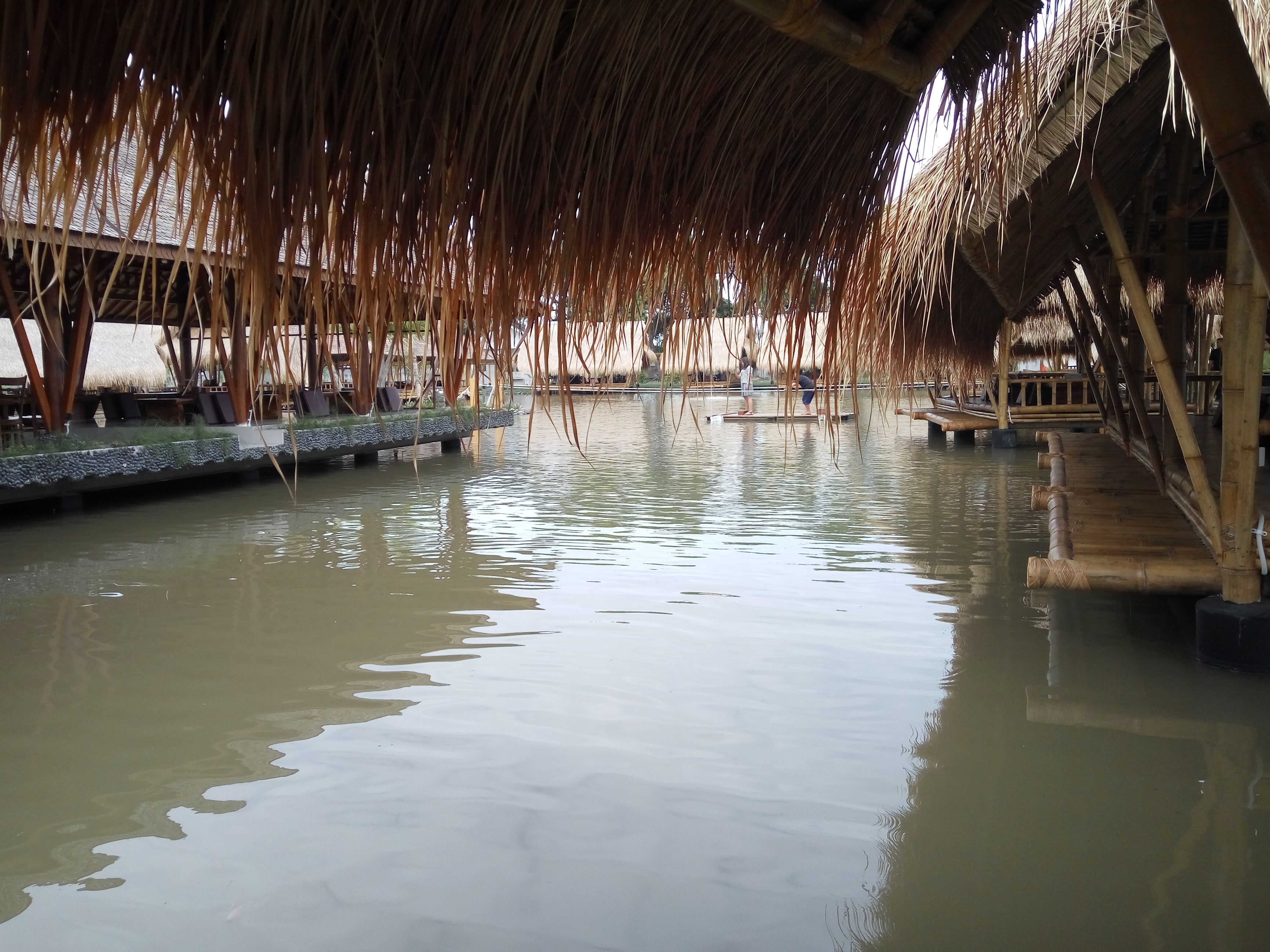 Gubuk Mang Engking Bandara Juanda Surabaya