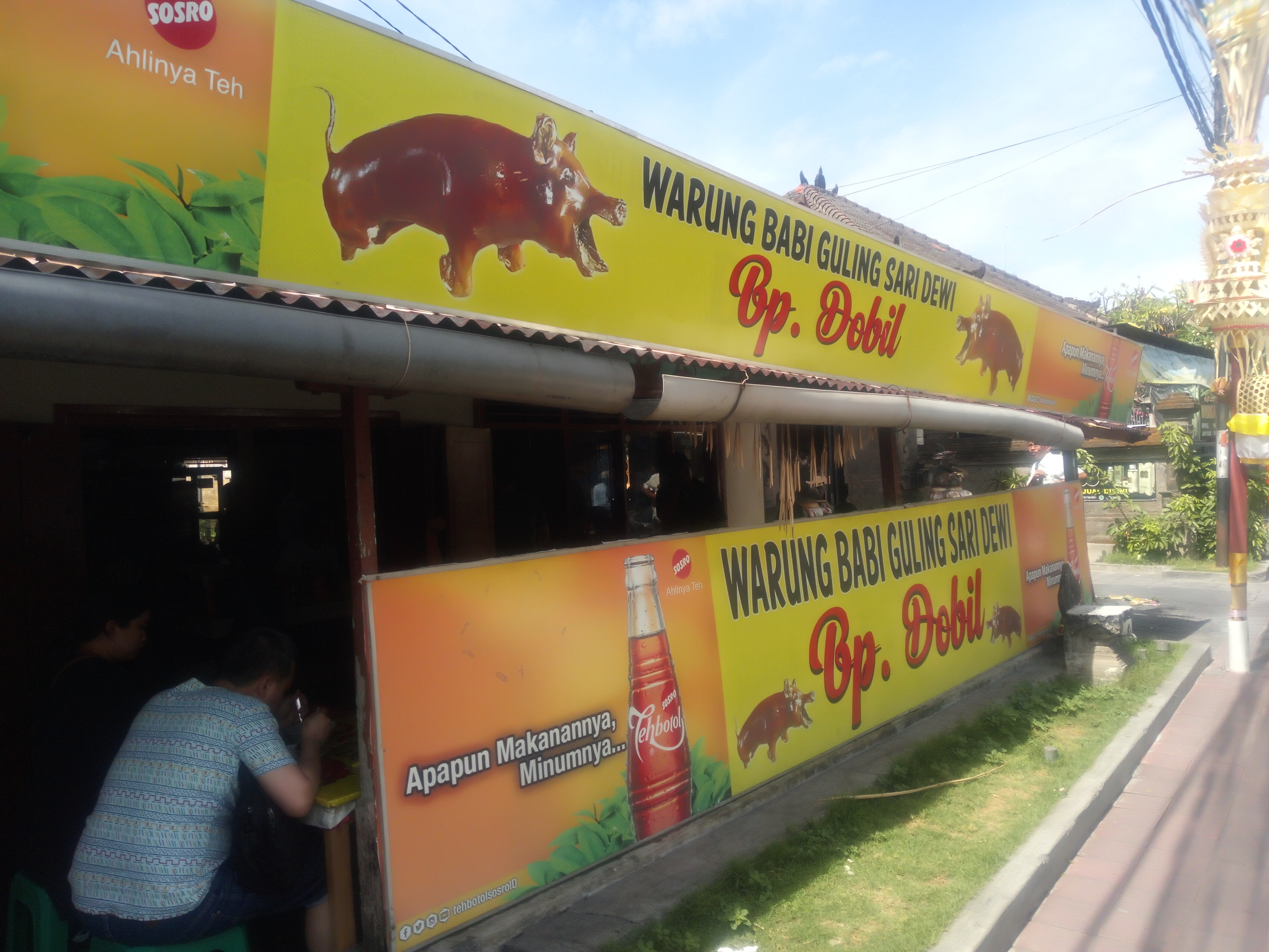 Warung Babi Guling Pak Dobil Nusadua
